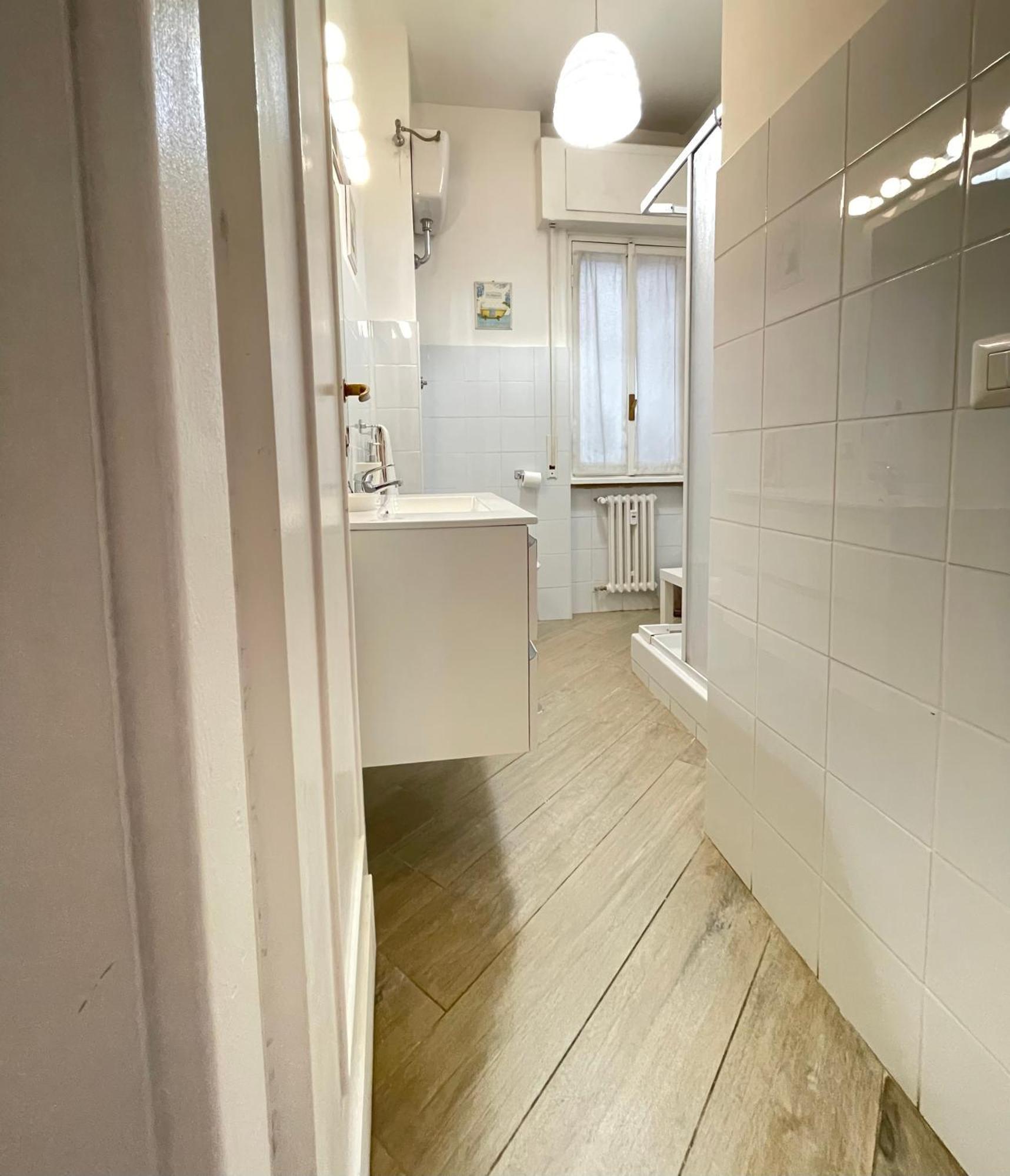 Forty1 Apartment Near Metro Cipro Rom Exterior foto