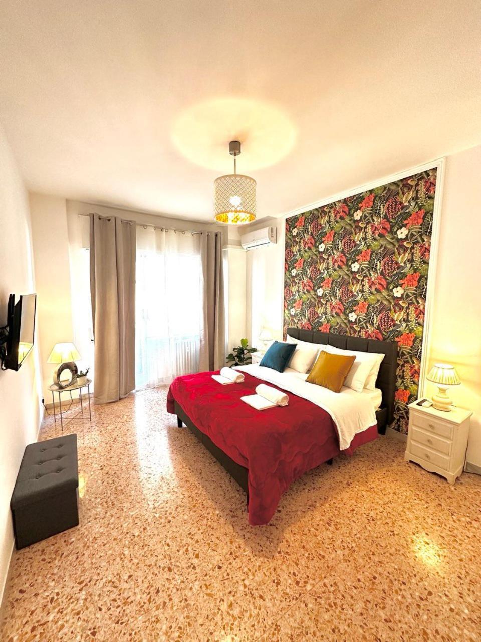 Forty1 Apartment Near Metro Cipro Rom Exterior foto